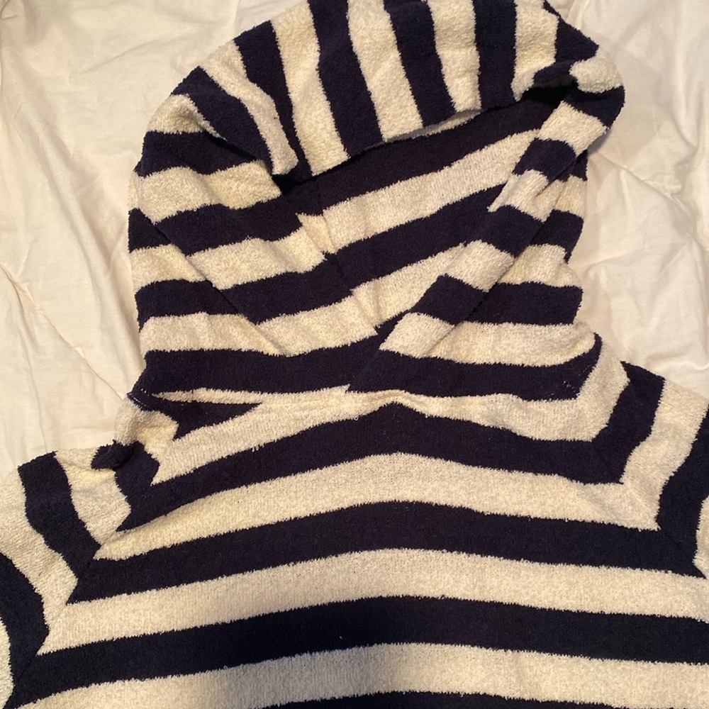 Warm Fun Hooded Stripe Terry Cloth Pull Over Warm NWT Size Small Stripes